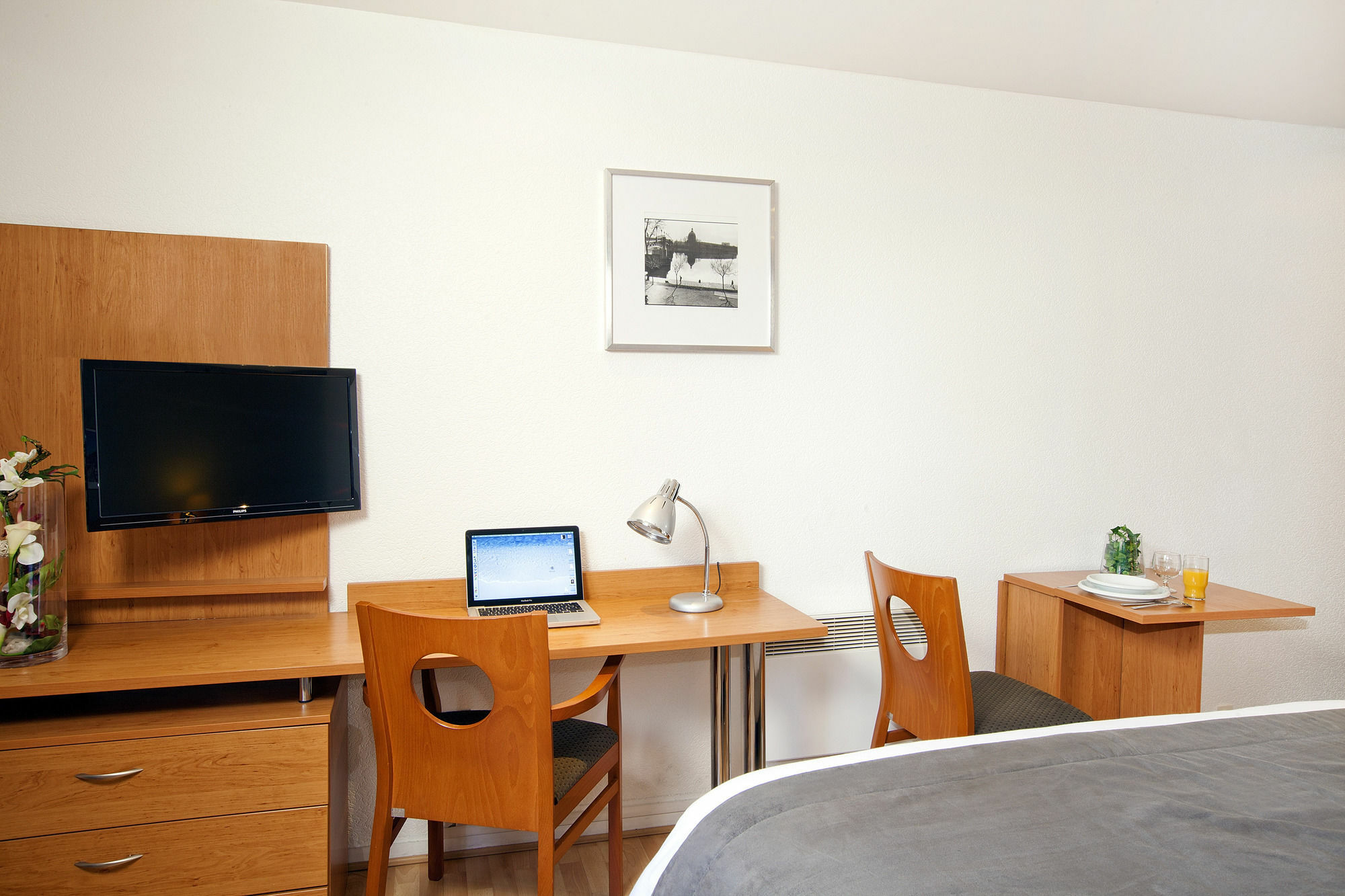 Sejours & Affaires Toulouse De Brienne Aparthotel Buitenkant foto