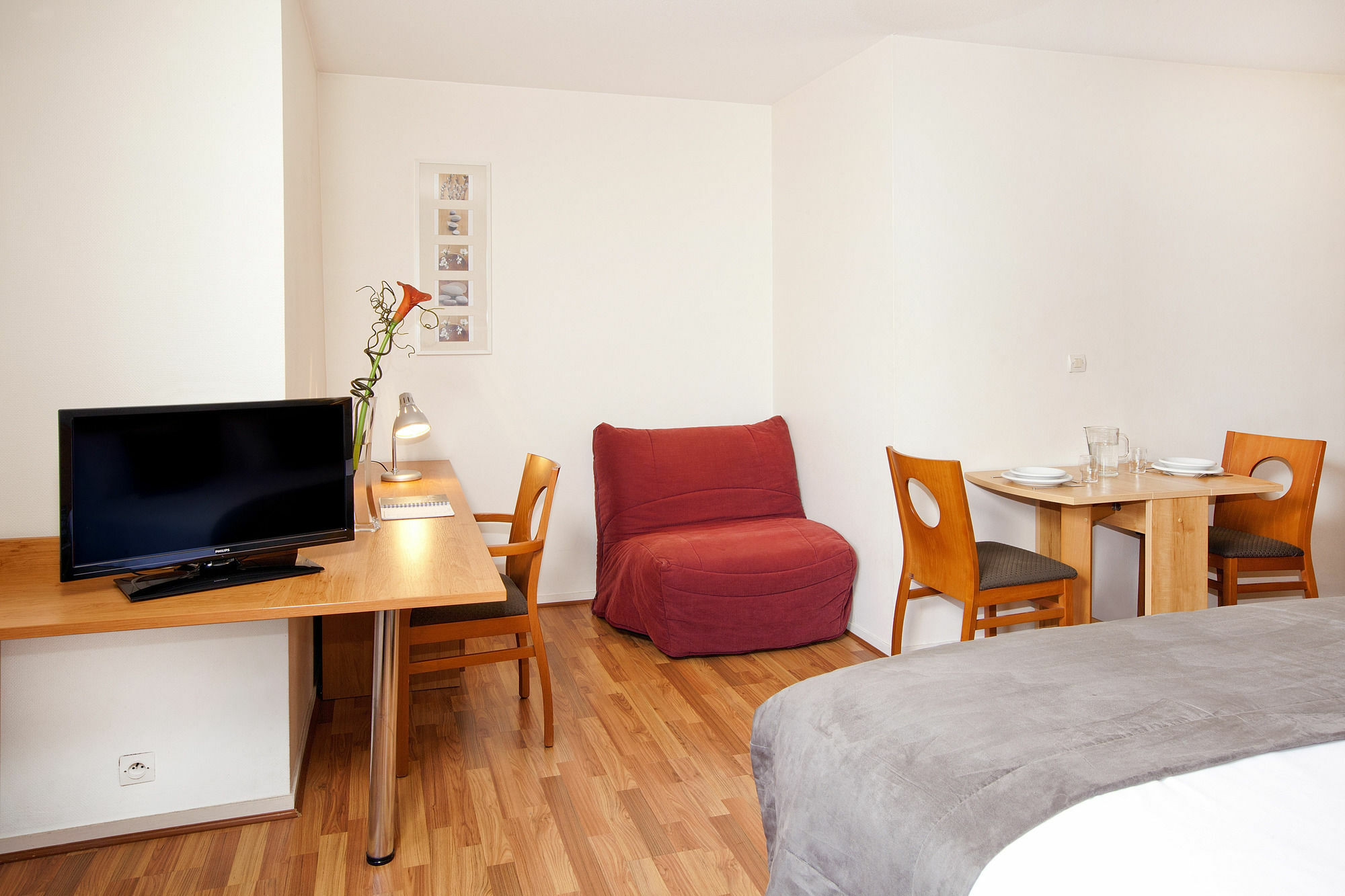 Sejours & Affaires Toulouse De Brienne Aparthotel Buitenkant foto